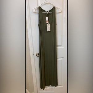 Brand new with tags! Tommy Bahama size S. Olive green dress.